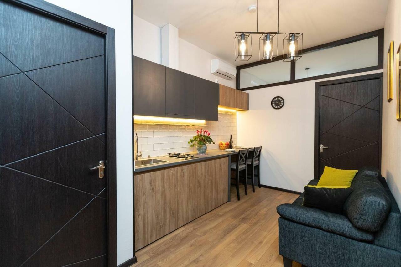 Апартаменты Wehost Cozy Nest Тбилиси Экстерьер фото